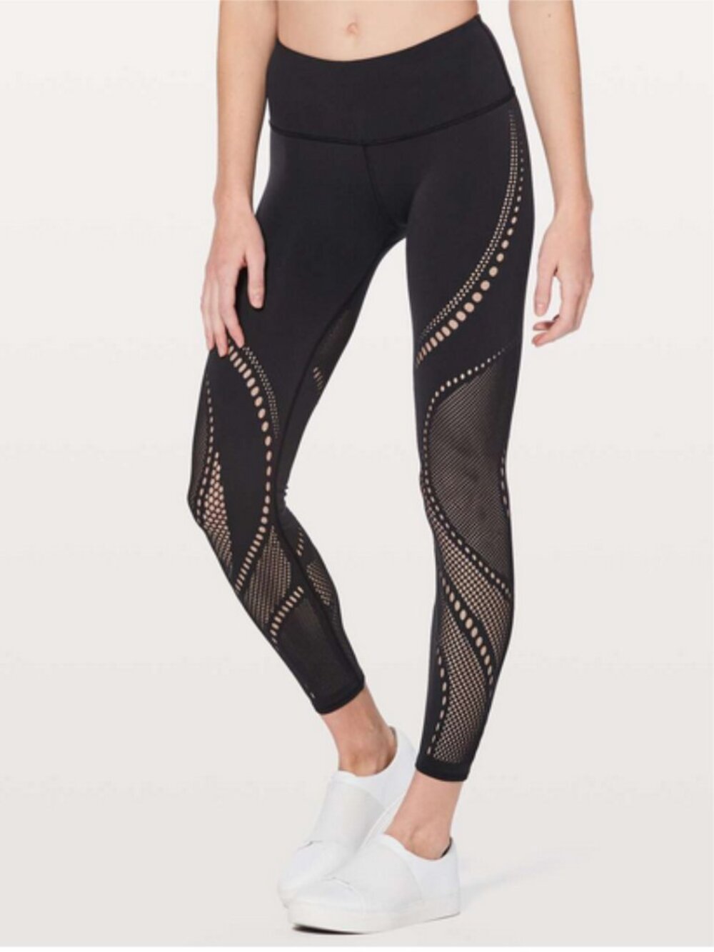 Lululemon Reveal Tight Precision 25" Size 4 Leggings Black